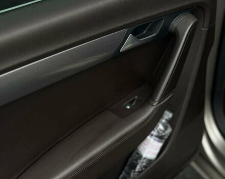 Сірий Фольксваген Пассат, об'ємом двигуна 1.97 л та пробігом 430 тис. км за 9333 $, фото 12 на Automoto.ua