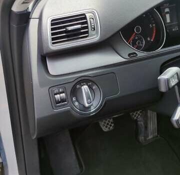 Серый Фольксваген Пассат, объемом двигателя 1.6 л и пробегом 273 тыс. км за 10500 $, фото 11 на Automoto.ua