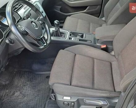 Серый Фольксваген Пассат, объемом двигателя 1.6 л и пробегом 153 тыс. км за 13500 $, фото 9 на Automoto.ua