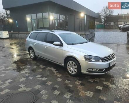 Серый Фольксваген Пассат, объемом двигателя 2 л и пробегом 307 тыс. км за 10400 $, фото 2 на Automoto.ua
