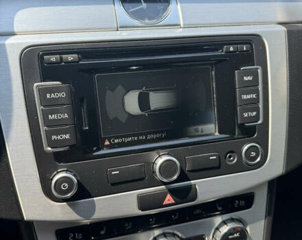 Серый Фольксваген Пассат, объемом двигателя 1.97 л и пробегом 324 тыс. км за 11100 $, фото 17 на Automoto.ua