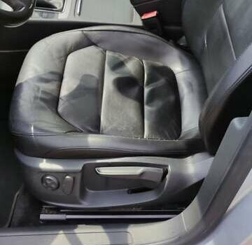 Серый Фольксваген Пассат, объемом двигателя 1.6 л и пробегом 273 тыс. км за 10500 $, фото 12 на Automoto.ua