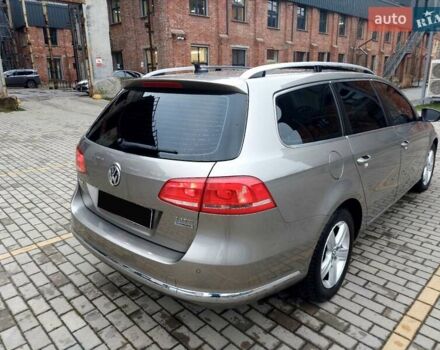 Сірий Фольксваген Пассат, об'ємом двигуна 2 л та пробігом 275 тис. км за 10900 $, фото 17 на Automoto.ua