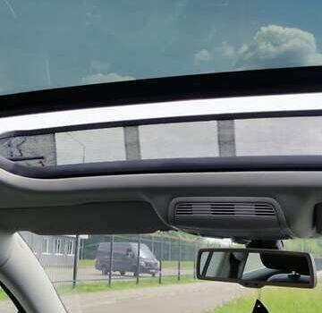 Серый Фольксваген Пассат, объемом двигателя 1.6 л и пробегом 273 тыс. км за 10500 $, фото 44 на Automoto.ua