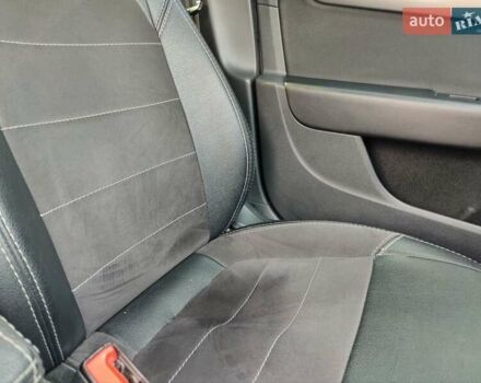 Сірий Фольксваген Пассат, об'ємом двигуна 1.97 л та пробігом 296 тис. км за 11600 $, фото 14 на Automoto.ua