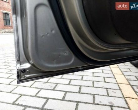 Серый Фольксваген Пассат, объемом двигателя 1.97 л и пробегом 275 тыс. км за 9900 $, фото 25 на Automoto.ua