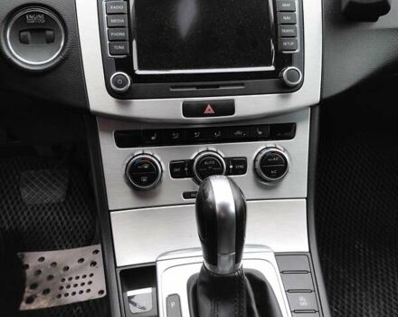 Серый Фольксваген Пассат, объемом двигателя 2 л и пробегом 207 тыс. км за 15000 $, фото 19 на Automoto.ua