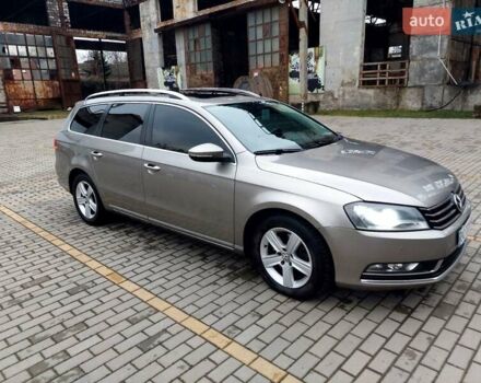 Сірий Фольксваген Пассат, об'ємом двигуна 2 л та пробігом 275 тис. км за 10900 $, фото 25 на Automoto.ua