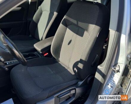 Серый Фольксваген Пассат, объемом двигателя 1.6 л и пробегом 200 тыс. км за 10900 $, фото 12 на Automoto.ua