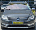 Серый Фольксваген Пассат, объемом двигателя 2 л и пробегом 400 тыс. км за 11800 $, фото 1 на Automoto.ua