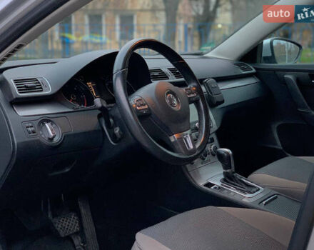 Сірий Фольксваген Пассат, об'ємом двигуна 1.97 л та пробігом 259 тис. км за 12999 $, фото 8 на Automoto.ua