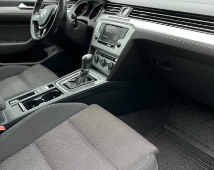 Сірий Фольксваген Пассат, об'ємом двигуна 2 л та пробігом 322 тис. км за 13850 $, фото 25 на Automoto.ua