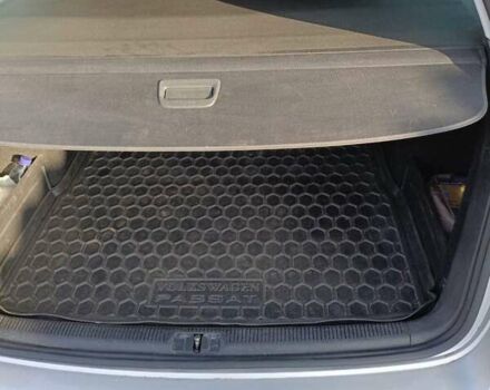 Серый Фольксваген Пассат, объемом двигателя 1.6 л и пробегом 275 тыс. км за 11000 $, фото 13 на Automoto.ua