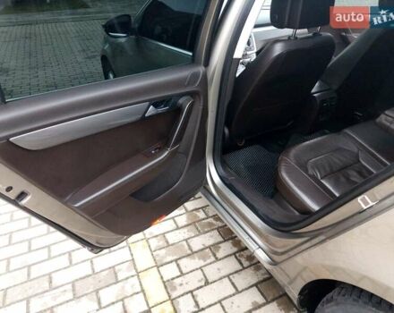 Сірий Фольксваген Пассат, об'ємом двигуна 2 л та пробігом 275 тис. км за 10900 $, фото 52 на Automoto.ua