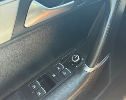 Серый Фольксваген Пассат, объемом двигателя 1.97 л и пробегом 324 тыс. км за 11400 $, фото 12 на Automoto.ua