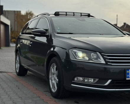 Серый Фольксваген Пассат, объемом двигателя 1.97 л и пробегом 229 тыс. км за 12399 $, фото 1 на Automoto.ua