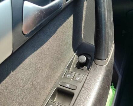 Серый Фольксваген Пассат, объемом двигателя 1.97 л и пробегом 270 тыс. км за 11600 $, фото 7 на Automoto.ua