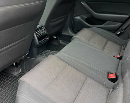 Сірий Фольксваген Пассат, об'ємом двигуна 2 л та пробігом 322 тис. км за 13850 $, фото 8 на Automoto.ua