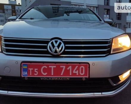 Серый Фольксваген Пассат, объемом двигателя 0 л и пробегом 265 тыс. км за 12300 $, фото 4 на Automoto.ua