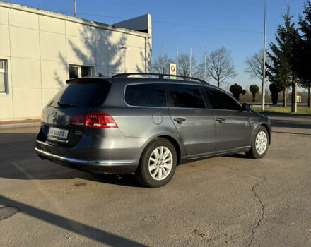Серый Фольксваген Пассат, объемом двигателя 2 л и пробегом 225 тыс. км за 11200 $, фото 2 на Automoto.ua