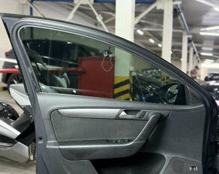 Серый Фольксваген Пассат, объемом двигателя 2 л и пробегом 220 тыс. км за 12900 $, фото 12 на Automoto.ua