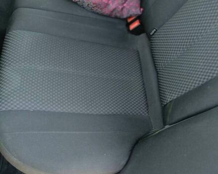 Серый Фольксваген Пассат, объемом двигателя 1.6 л и пробегом 275 тыс. км за 11000 $, фото 6 на Automoto.ua