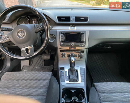 Серый Фольксваген Пассат, объемом двигателя 1.97 л и пробегом 279 тыс. км за 12600 $, фото 11 на Automoto.ua