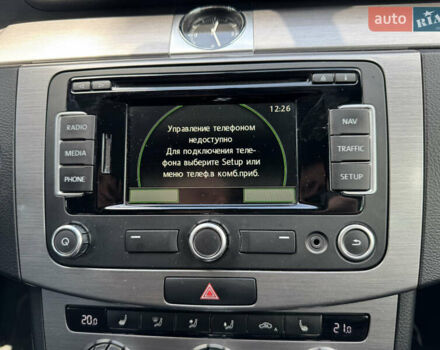 Серый Фольксваген Пассат, объемом двигателя 1.97 л и пробегом 279 тыс. км за 12600 $, фото 8 на Automoto.ua