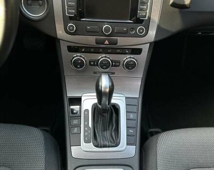 Серый Фольксваген Пассат, объемом двигателя 2 л и пробегом 213 тыс. км за 11700 $, фото 22 на Automoto.ua