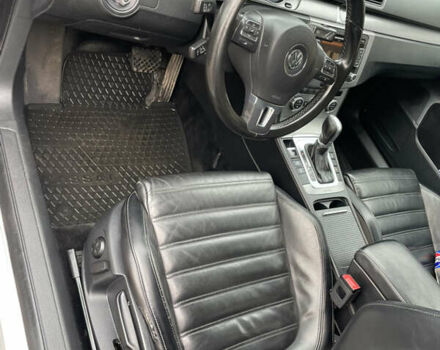 Серый Фольксваген Пассат, объемом двигателя 2 л и пробегом 278 тыс. км за 13500 $, фото 4 на Automoto.ua