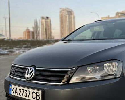 Сірий Фольксваген Пассат, об'ємом двигуна 1.6 л та пробігом 277 тис. км за 10600 $, фото 1 на Automoto.ua