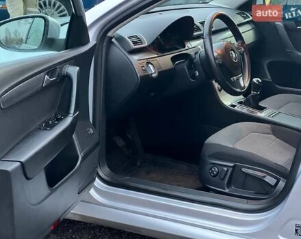 Серый Фольксваген Пассат, объемом двигателя 1.97 л и пробегом 288 тыс. км за 9800 $, фото 8 на Automoto.ua