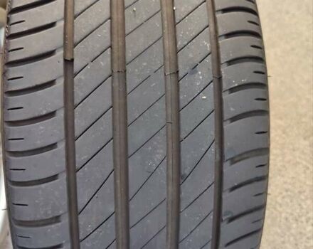 Сірий Фольксваген Пассат, об'ємом двигуна 1.97 л та пробігом 296 тис. км за 11600 $, фото 52 на Automoto.ua