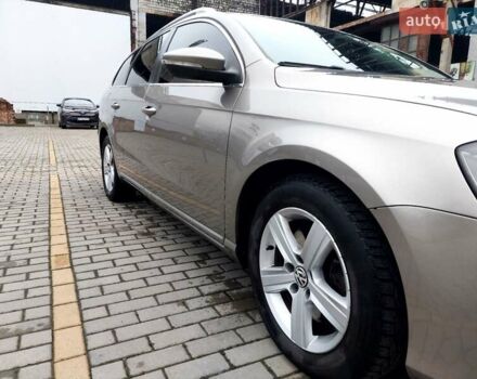 Сірий Фольксваген Пассат, об'ємом двигуна 2 л та пробігом 275 тис. км за 10900 $, фото 29 на Automoto.ua