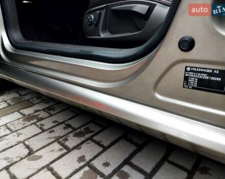 Сірий Фольксваген Пассат, об'ємом двигуна 2 л та пробігом 275 тис. км за 10900 $, фото 37 на Automoto.ua