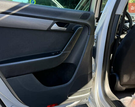 Серый Фольксваген Пассат, объемом двигателя 2 л и пробегом 322 тыс. км за 11200 $, фото 32 на Automoto.ua