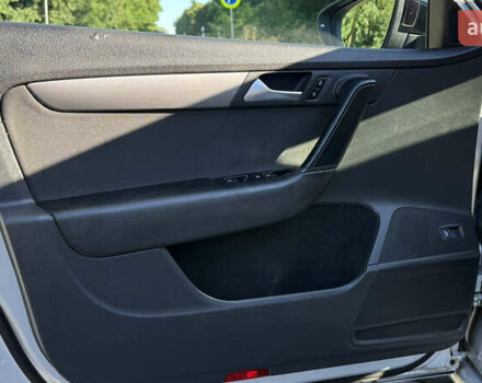 Серый Фольксваген Пассат, объемом двигателя 2 л и пробегом 322 тыс. км за 11200 $, фото 30 на Automoto.ua