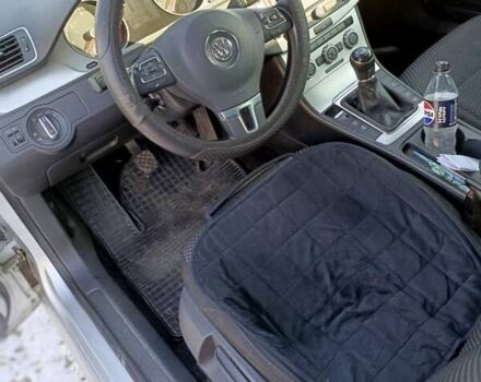 Серый Фольксваген Пассат, объемом двигателя 1.6 л и пробегом 275 тыс. км за 11000 $, фото 3 на Automoto.ua