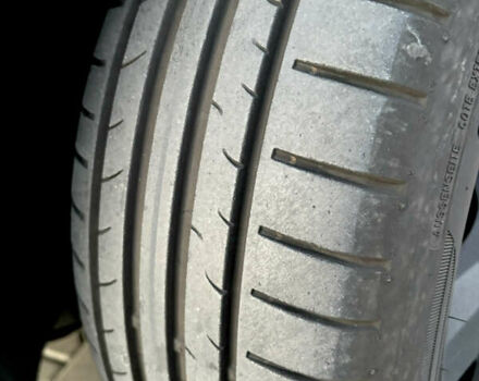 Сірий Фольксваген Пассат, об'ємом двигуна 1.6 л та пробігом 277 тис. км за 10600 $, фото 9 на Automoto.ua