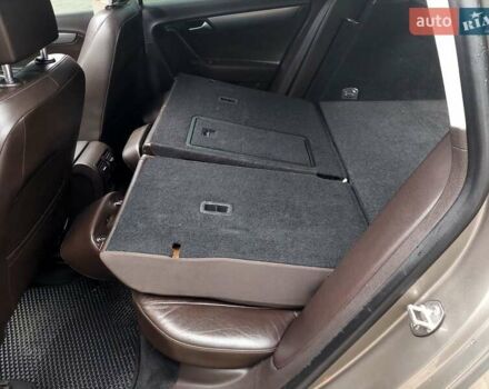 Сірий Фольксваген Пассат, об'ємом двигуна 2 л та пробігом 275 тис. км за 10900 $, фото 68 на Automoto.ua