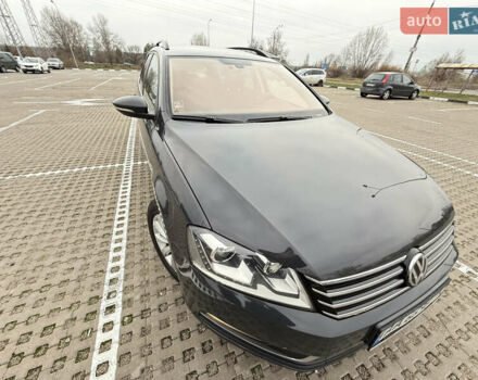 Серый Фольксваген Пассат, объемом двигателя 2 л и пробегом 324 тыс. км за 13500 $, фото 12 на Automoto.ua
