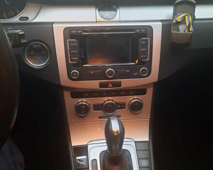 Серый Фольксваген Пассат, объемом двигателя 2 л и пробегом 307 тыс. км за 10400 $, фото 8 на Automoto.ua