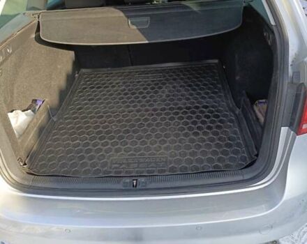 Серый Фольксваген Пассат, объемом двигателя 1.6 л и пробегом 275 тыс. км за 11000 $, фото 14 на Automoto.ua