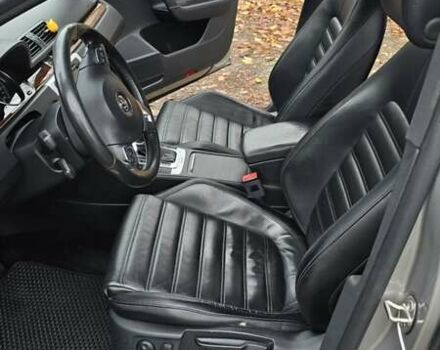 Серый Фольксваген Пассат, объемом двигателя 2 л и пробегом 307 тыс. км за 12500 $, фото 4 на Automoto.ua