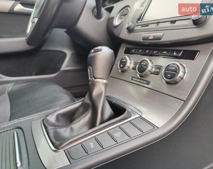 Сірий Фольксваген Пассат, об'ємом двигуна 1.97 л та пробігом 296 тис. км за 11600 $, фото 34 на Automoto.ua