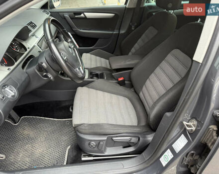 Серый Фольксваген Пассат, объемом двигателя 2 л и пробегом 324 тыс. км за 13500 $, фото 22 на Automoto.ua