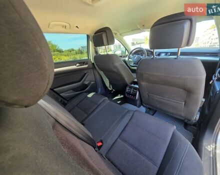 Серый Фольксваген Пассат, объемом двигателя 1.97 л и пробегом 217 тыс. км за 15900 $, фото 21 на Automoto.ua