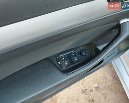 Серый Фольксваген Пассат, объемом двигателя 1.97 л и пробегом 200 тыс. км за 13100 $, фото 4 на Automoto.ua