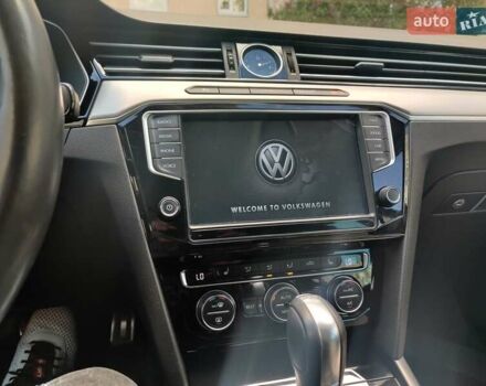 Серый Фольксваген Пассат, объемом двигателя 1.97 л и пробегом 212 тыс. км за 14999 $, фото 7 на Automoto.ua