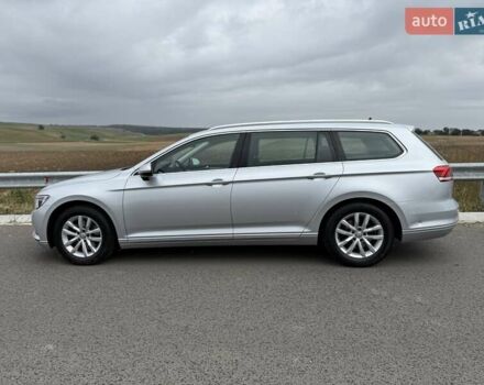 Серый Фольксваген Пассат, объемом двигателя 1.6 л и пробегом 325 тыс. км за 12200 $, фото 10 на Automoto.ua